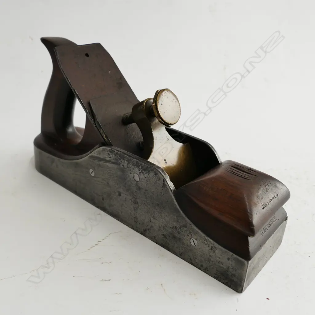 A 10" straight sided smoothing place Image 1++