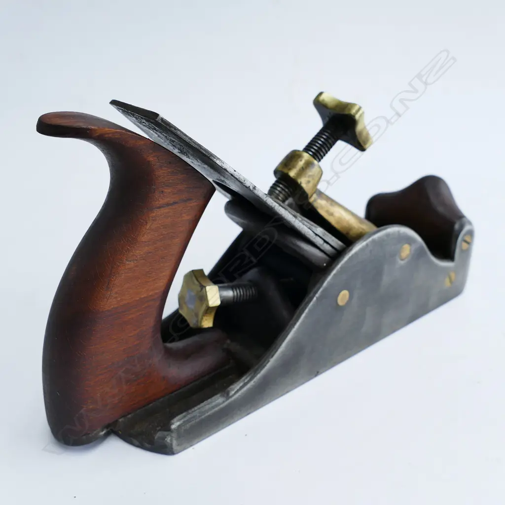 An 8" straight sided smoothing plane Image 1++