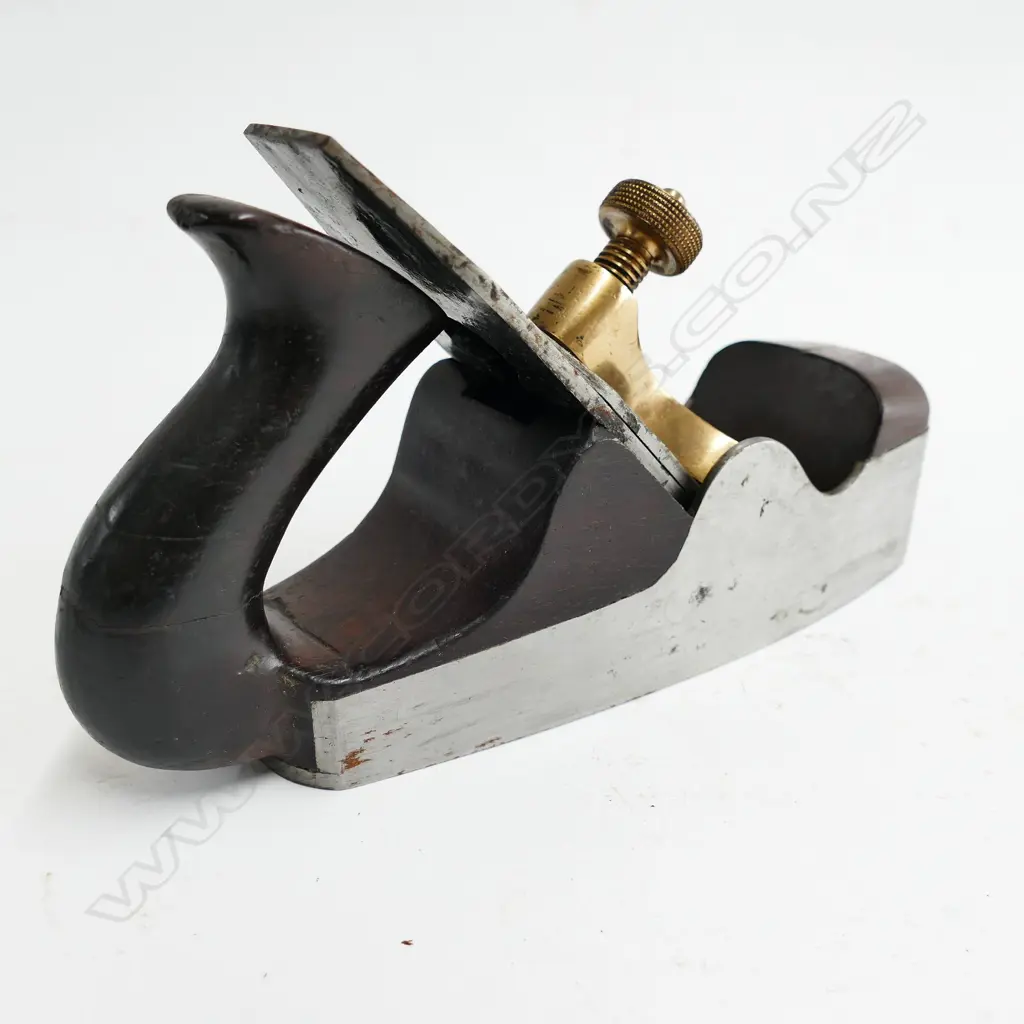 A 7½" Mathieson coffin walled smoothing plane Image 1++