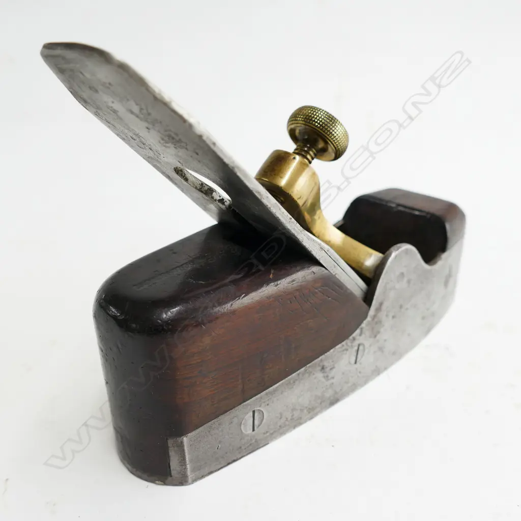 A 7½" Spiers coffin walled smoothing plane Image 1++