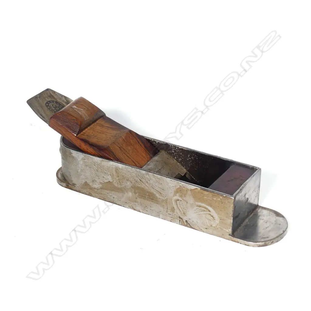 A mid-19thC 10⅛" steel and rosewood mitre plane Image 1++