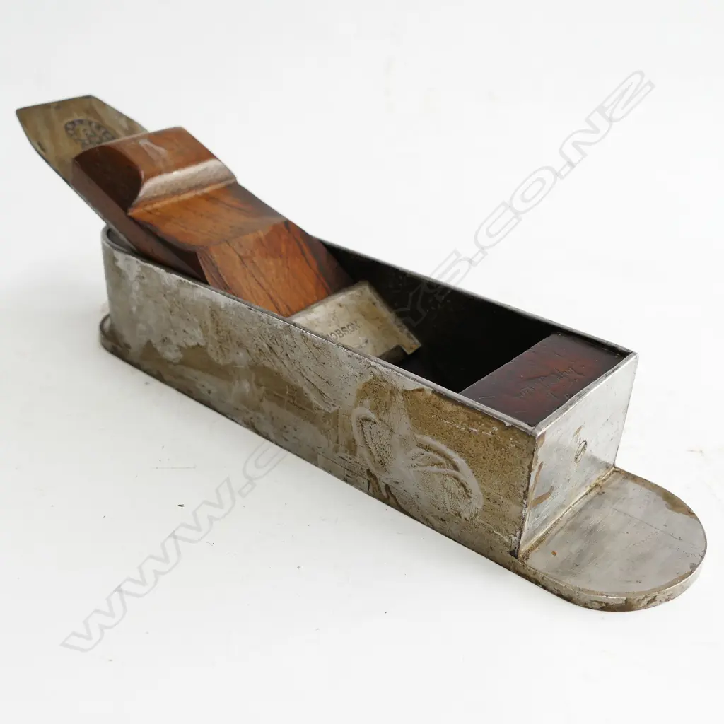 A mid-19thC 10⅛" steel and rosewood mitre plane Image 1++