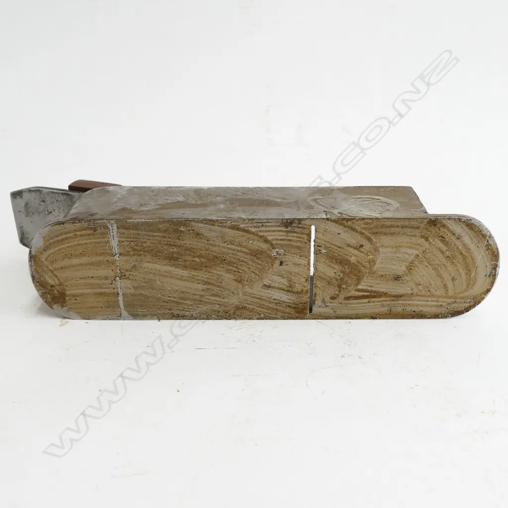 A mid-19thC 10⅛" steel and rosewood mitre plane Image 1++