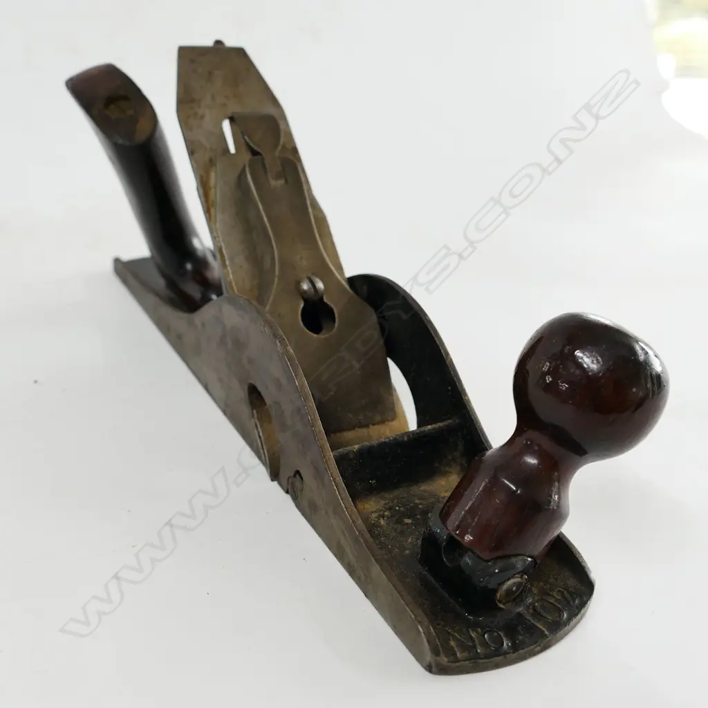 A 13" Stanley steel carriage-maker's rebate plane Image 1++