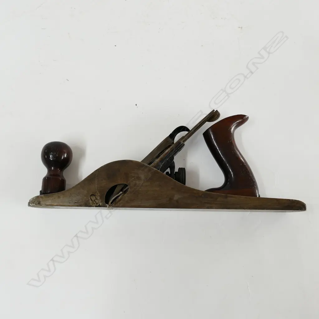 A 13" Stanley steel carriage-maker's rebate plane Image 1++