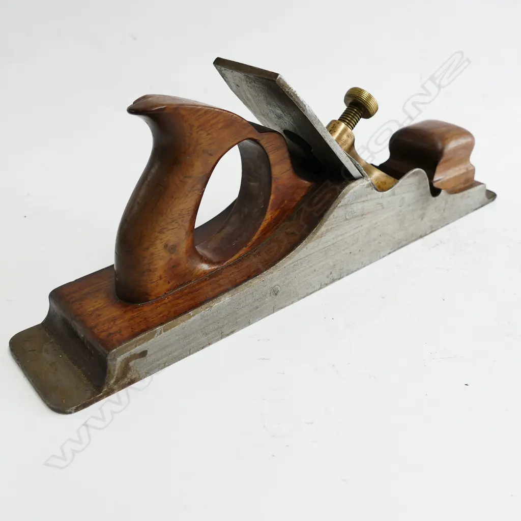 A 19thC 15½" Spiers steel and rosewood panel plane Image 1++