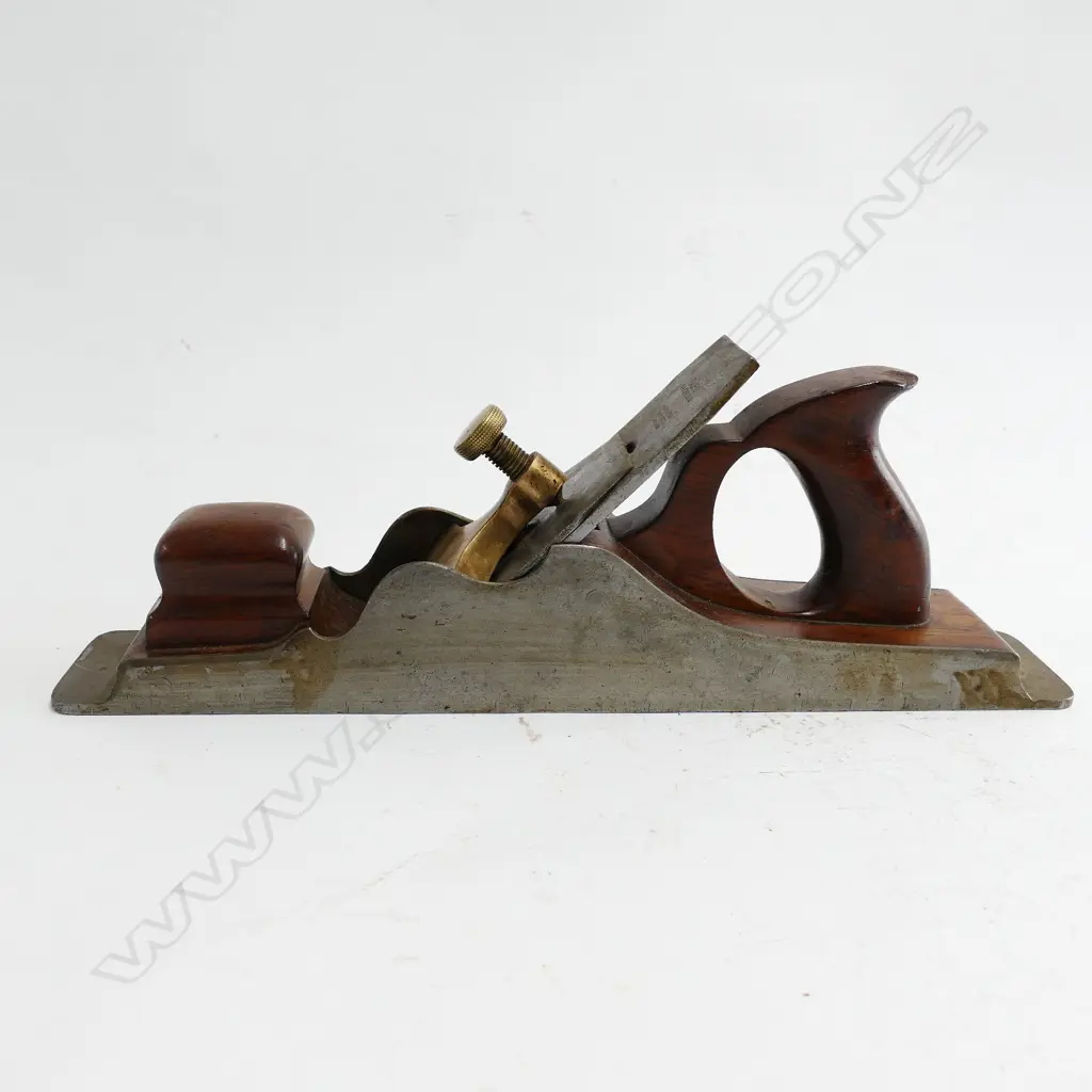 A 19thC 15½" Spiers steel and rosewood panel plane Image 1++