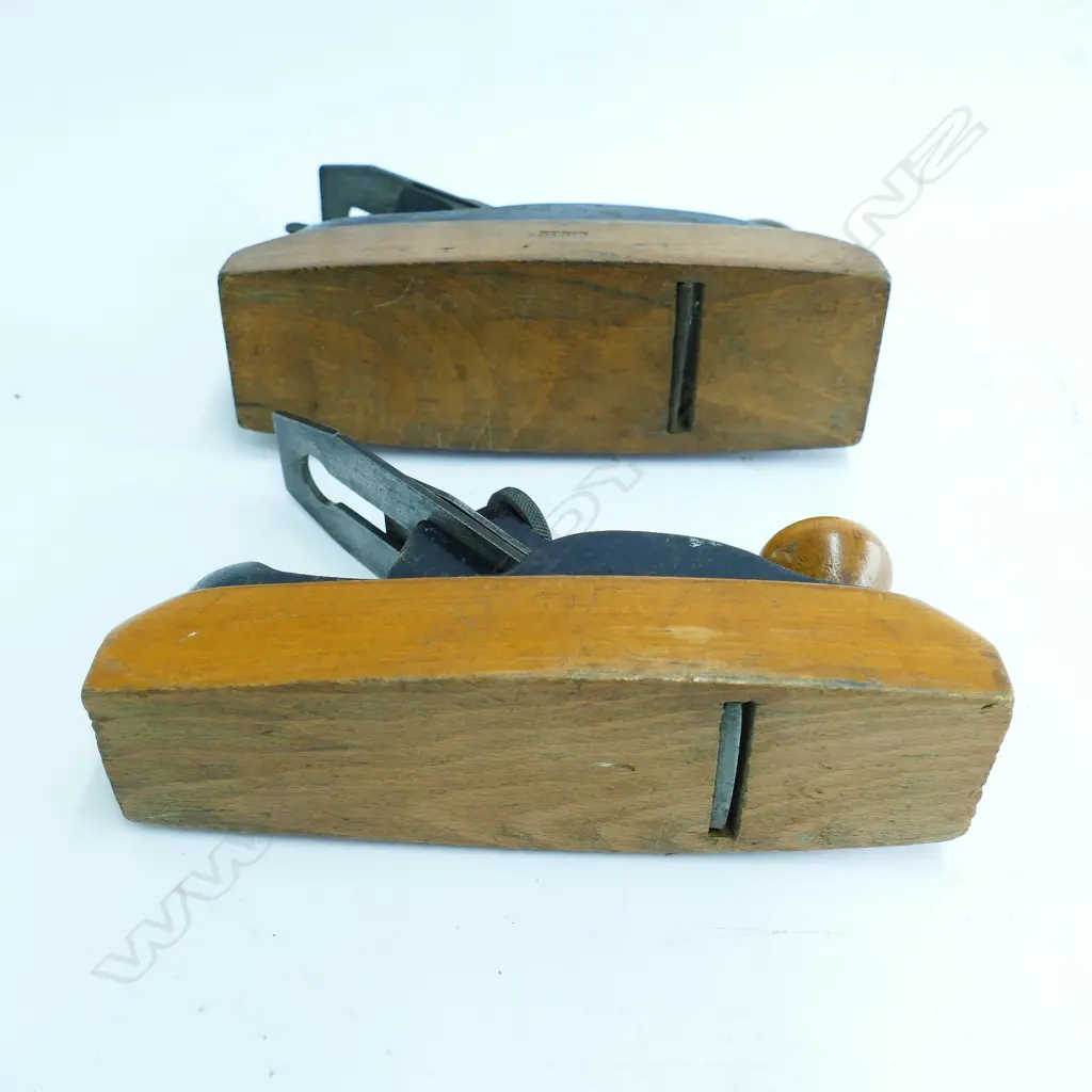 Two Union transitional smoothing planes Image 1++