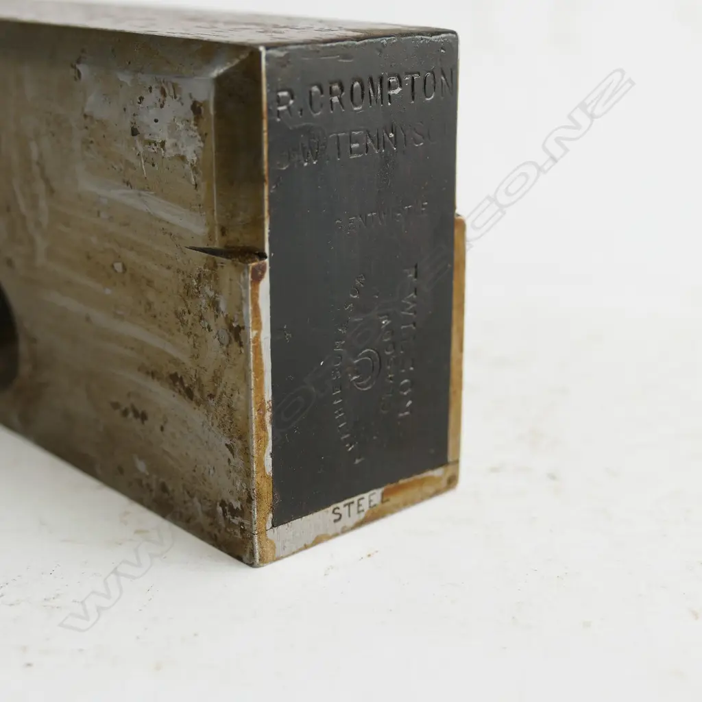 A Mathieson rosewood infill steel rebate plane Image 1++