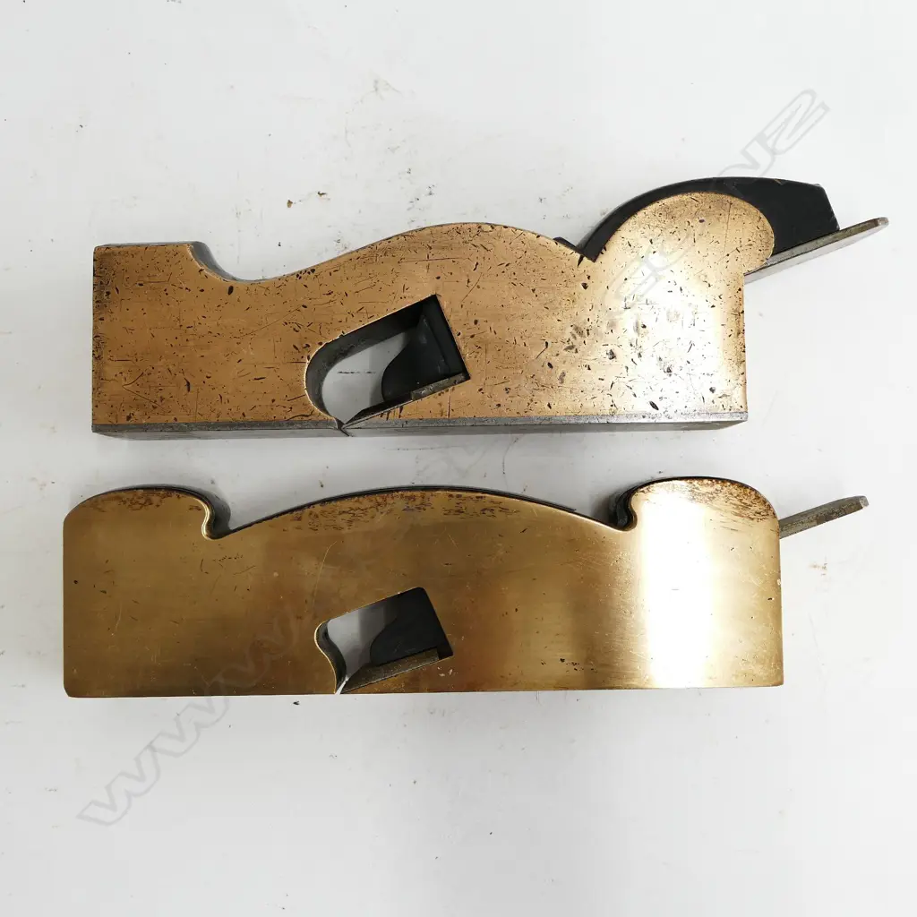 Two brass shoulder planes Image 1++