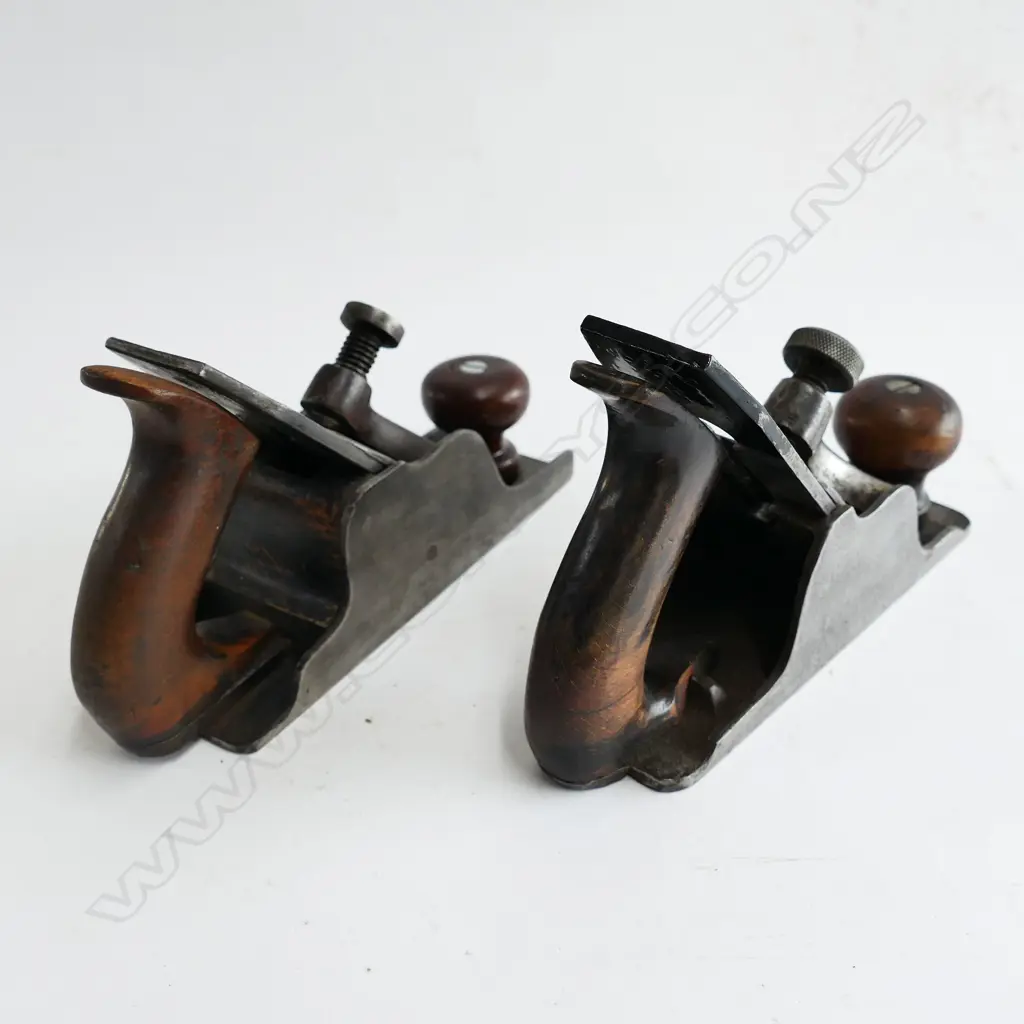 Two Spiers steel smoothing planes Image 1++