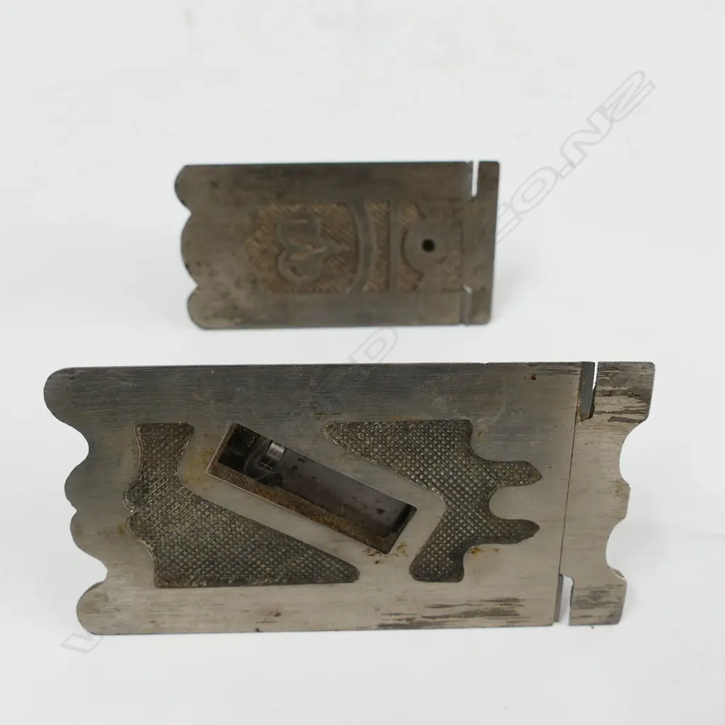 Two E. Preston side rebate planes Image 1++