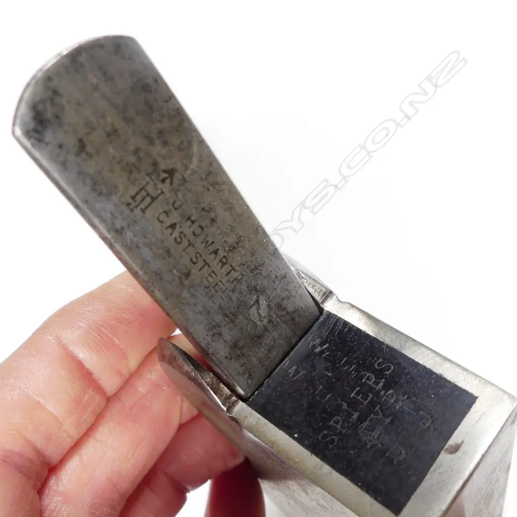 A spiers cast steel and rosewood bullnose rebate plane Image 1++