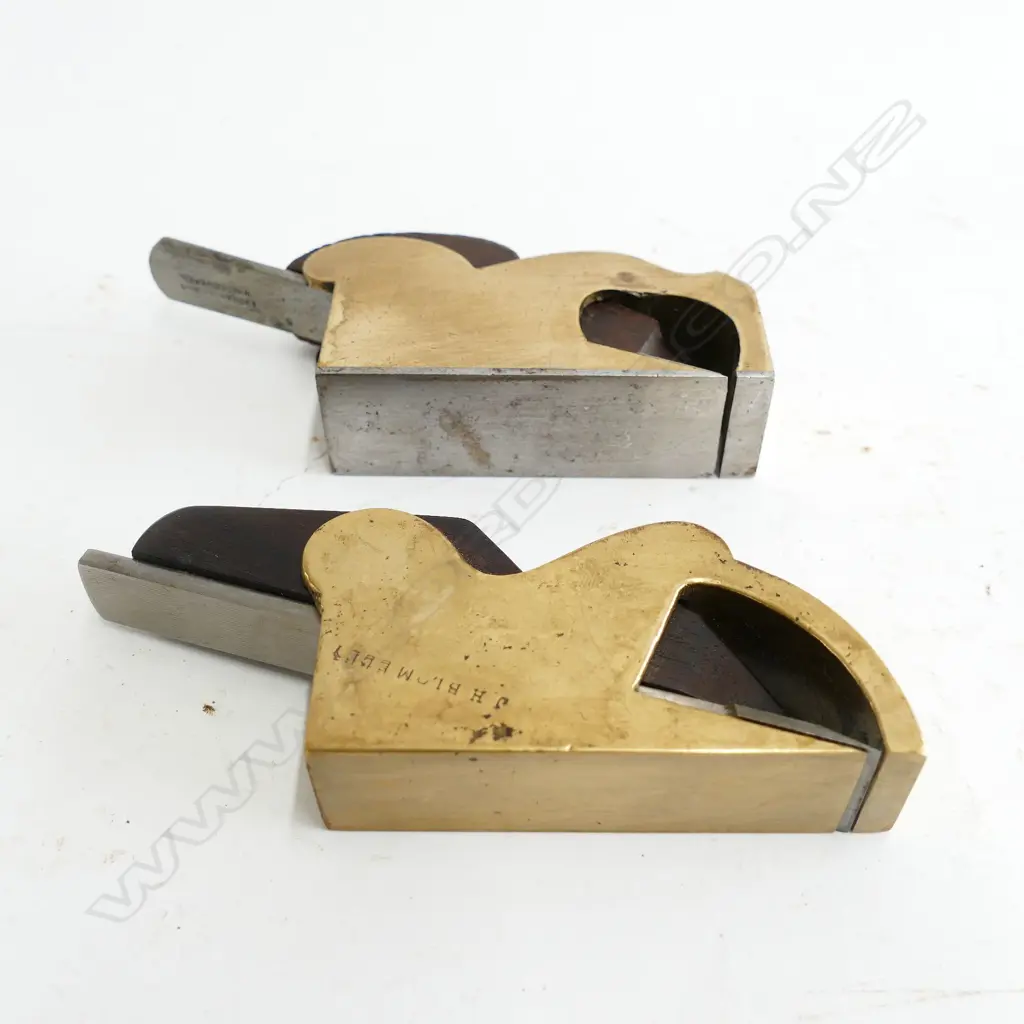 Two cast brass bullnose rebate planes Image 1++