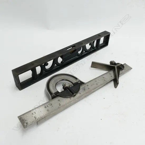 An L.S.S.Co. engineer's square