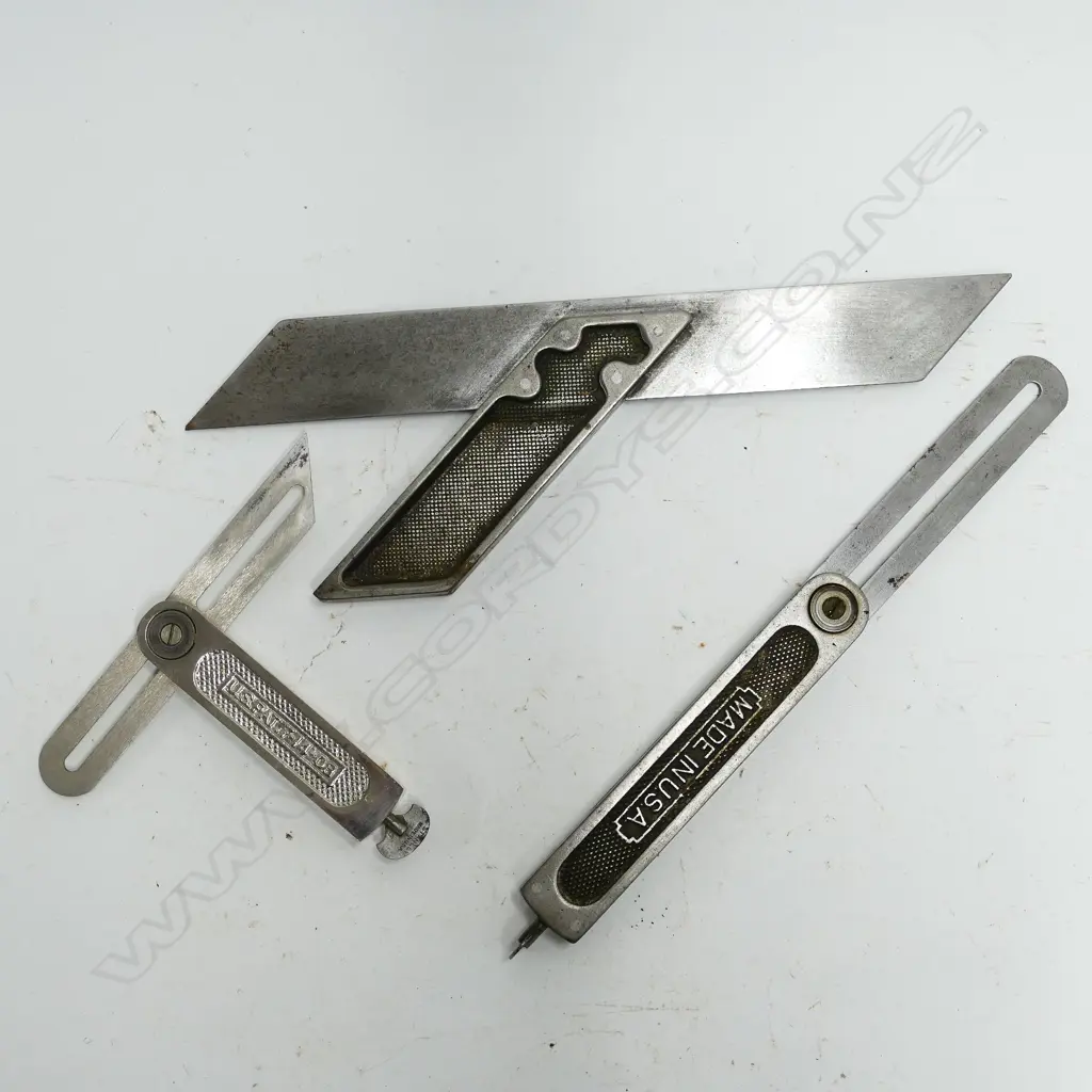 A Stanley all steel mitre square Image 1++