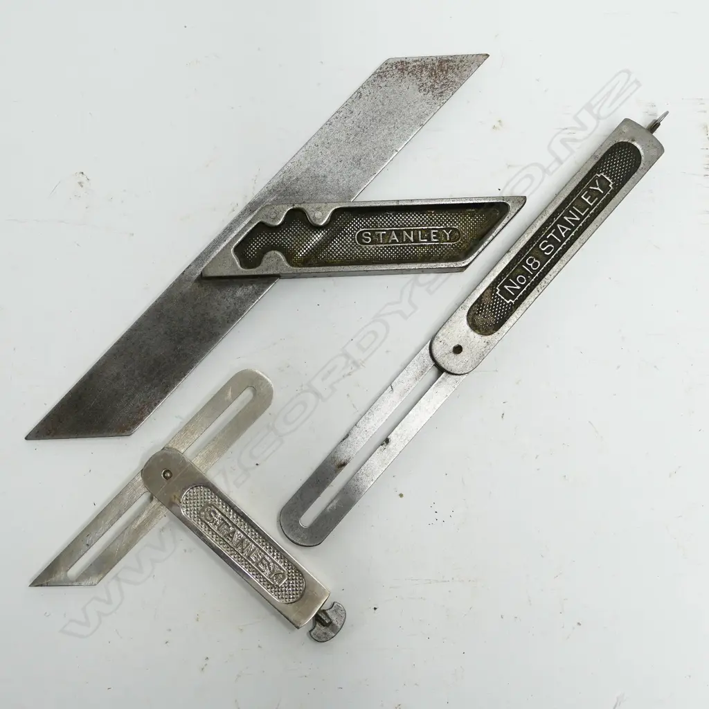 A Stanley all steel mitre square Image 1++