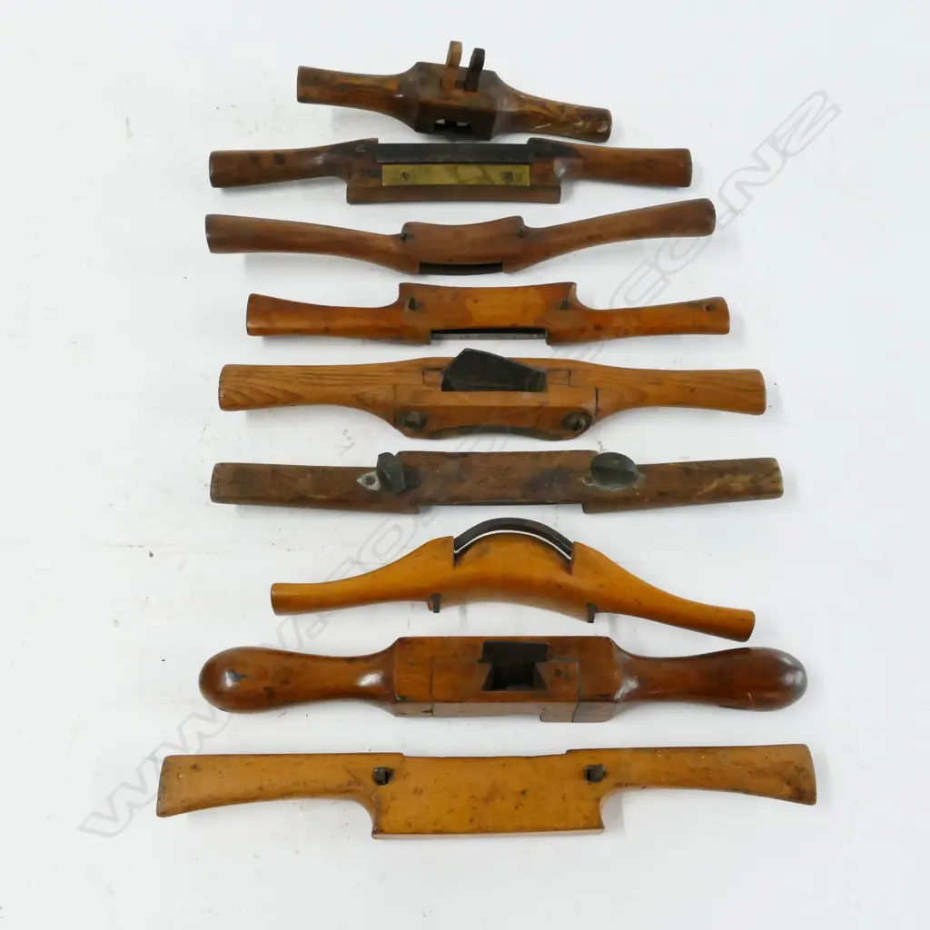 Nine various spokeshaves Image 1++