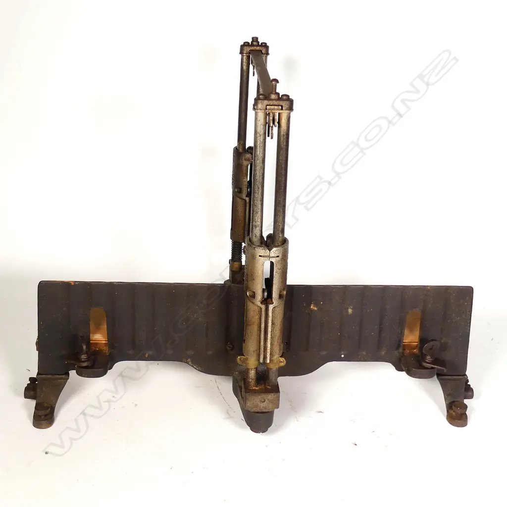 A Stanley No.244 Frame No.2 mitre box Image 1++