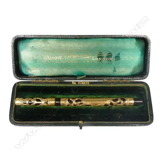 Mabie Todd & Co. "Swann" fountain pen