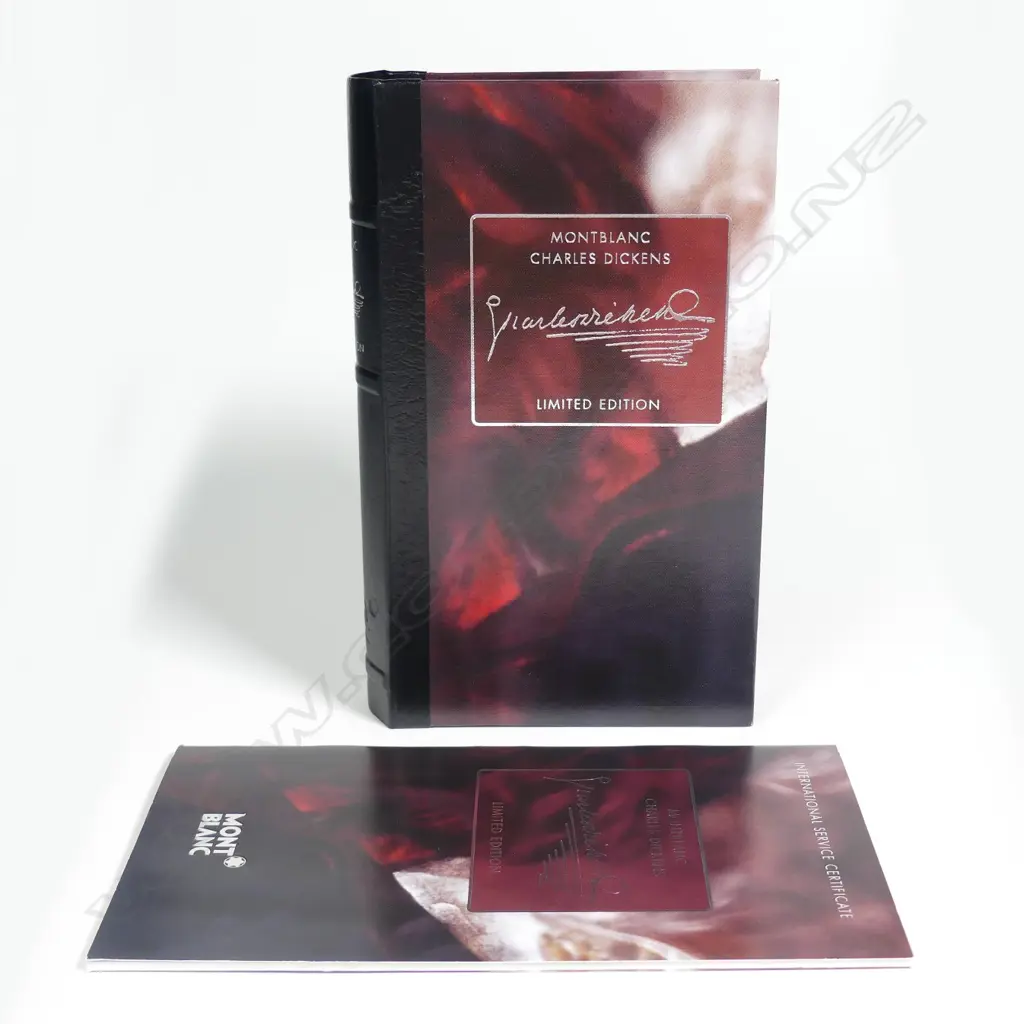 A Mont Blanc 'Charles Dickens' Limited Edition 2001 Writers Series fountain pen Image 1++