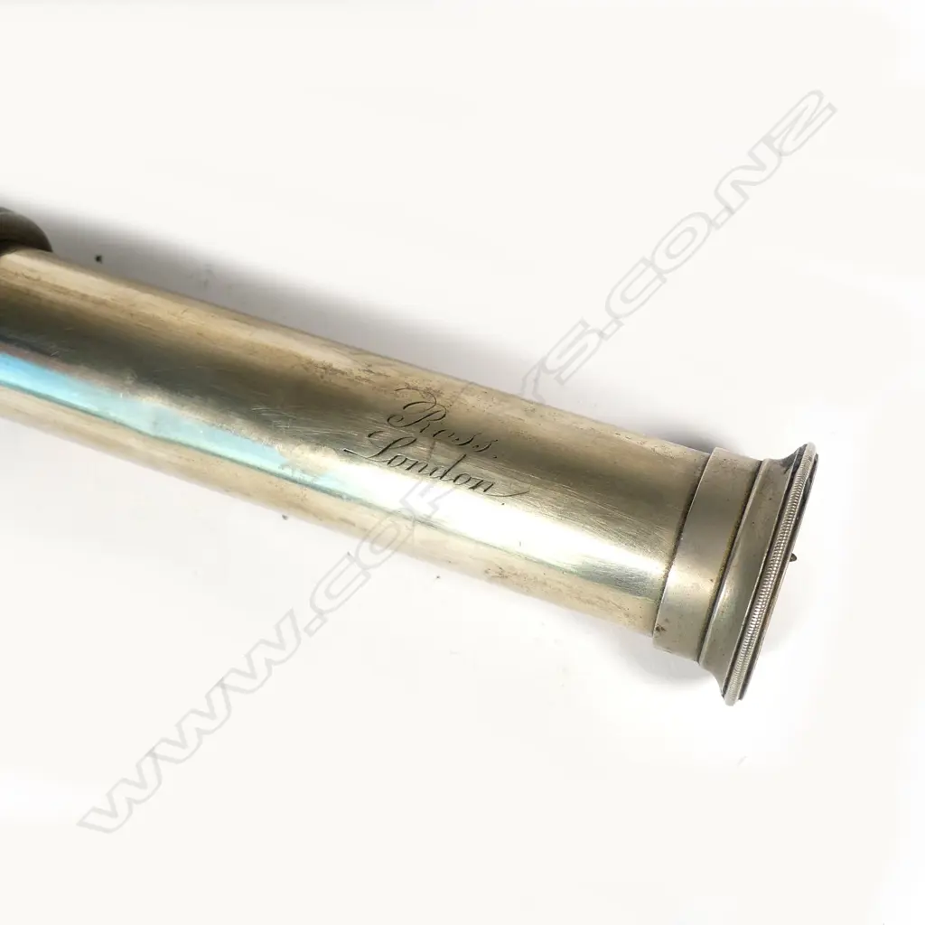 A single draw telescope by Ross of London Image 1++