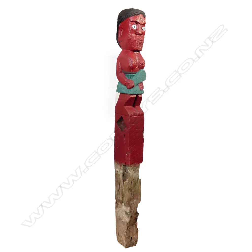 An old 19th/20thC Maori carved stylised figured post ex. Whakarewarewa Village Image 1++