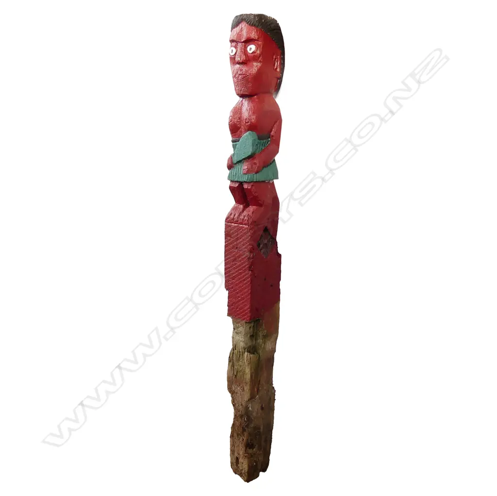 An old 19th/20thC Maori carved stylised figured post ex. Whakarewarewa Village Image 1++