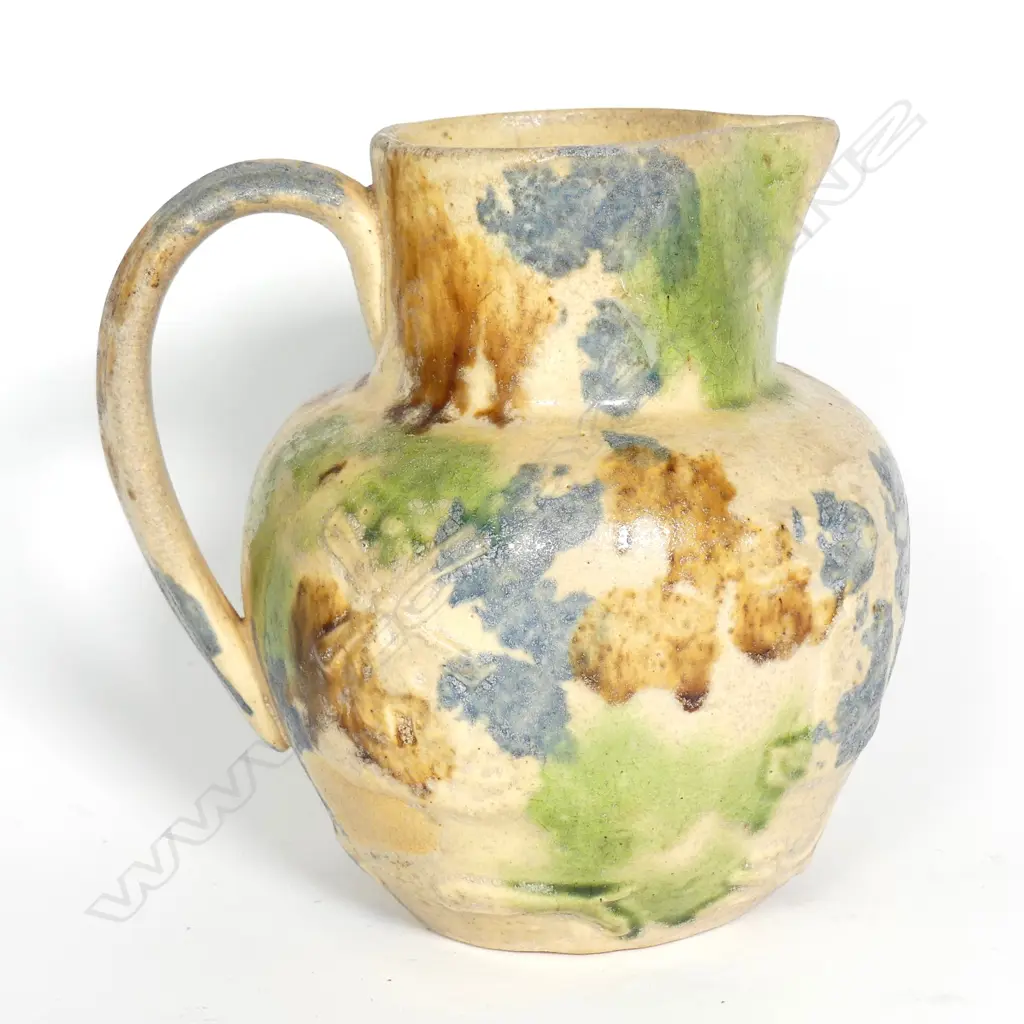 A Luke Adams majolica hunting jug Image 1++
