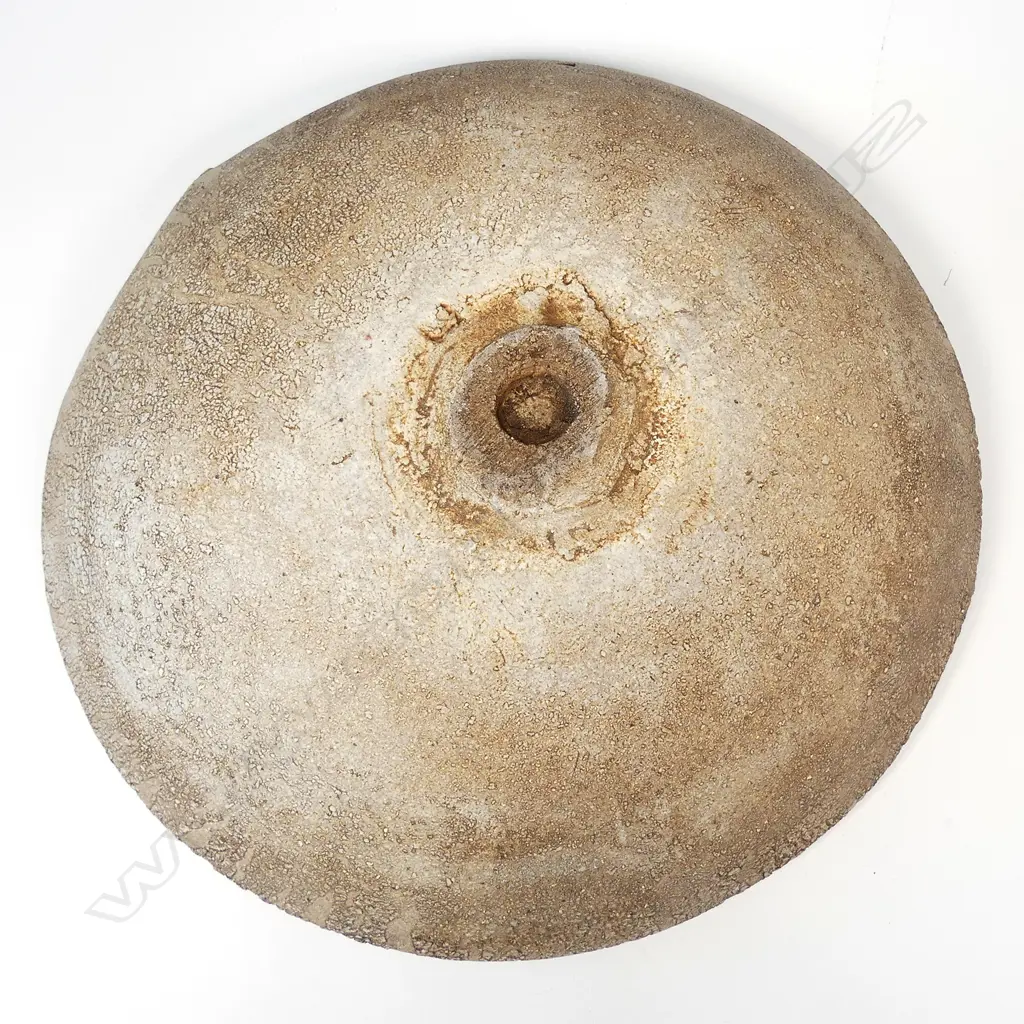 A Len Castle pouring bowl textured umber washed exterior Image 1++