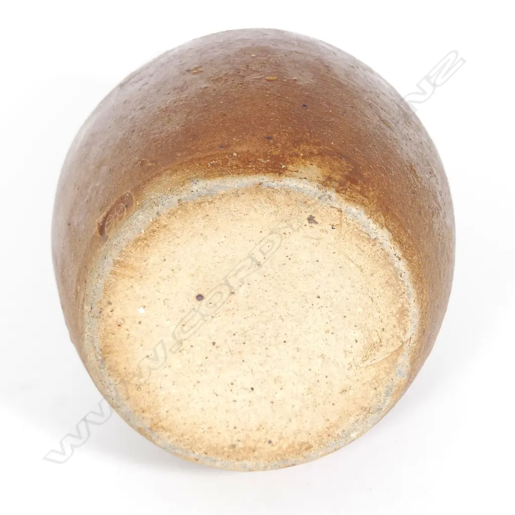 A Barry Brickell 'Villa Maria' wine carafe Image 1++