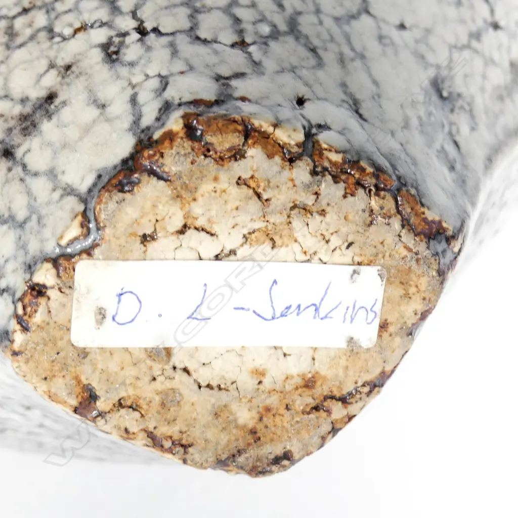 An uncommon Warren Tippet stoneware pottery vase Image 1++