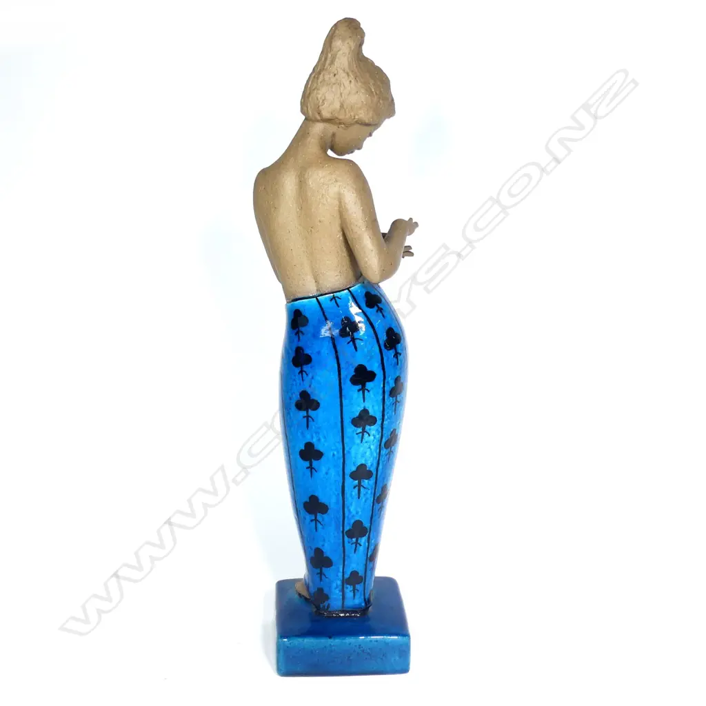 A Royal Copenhagen Johannes Hedegaard figurine Image 1++