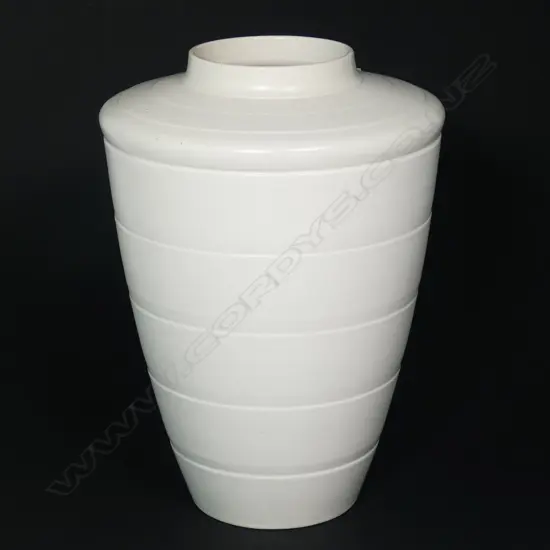 A Keith Murray Design Wedgwood tall shoulder vase