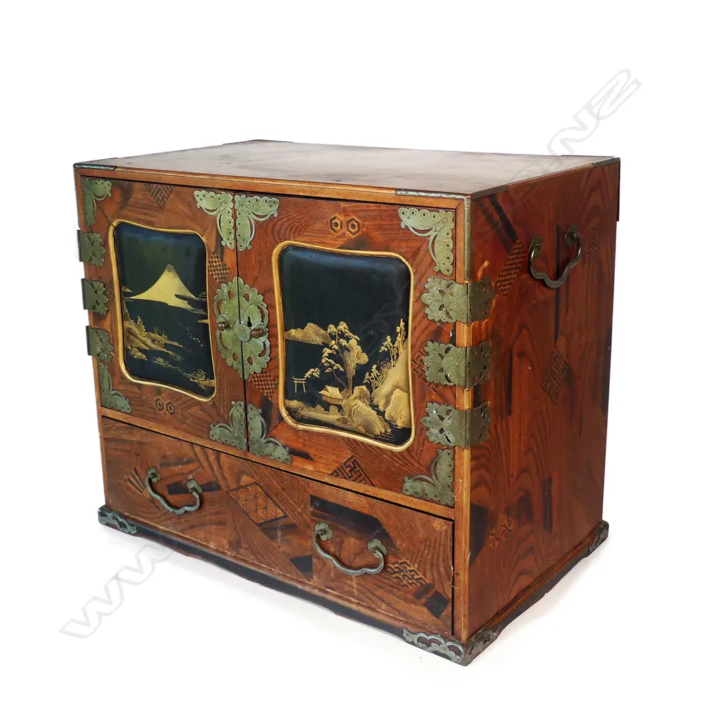 A larger than usual Japanese inlaid and lacquered timber cabinet Image 1++