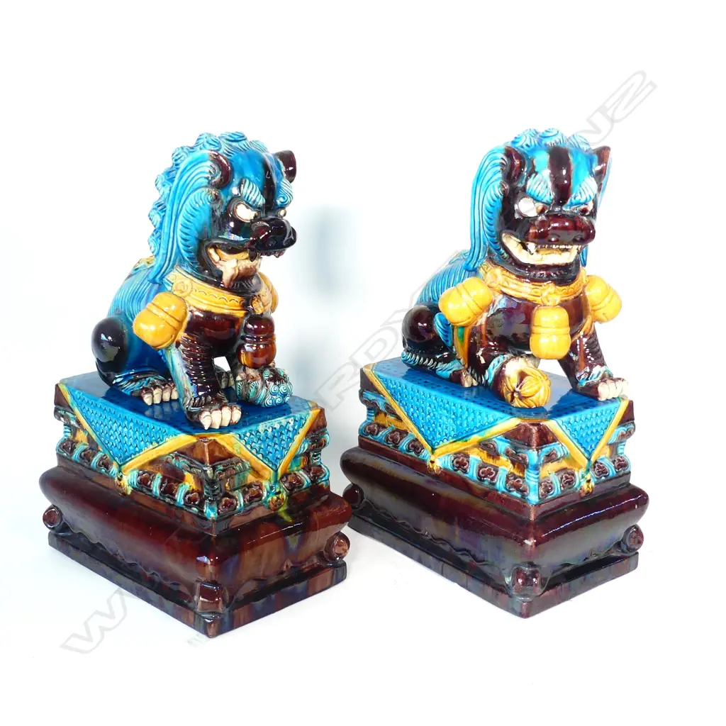 A pair of earthenware Foo dogs Image 1++