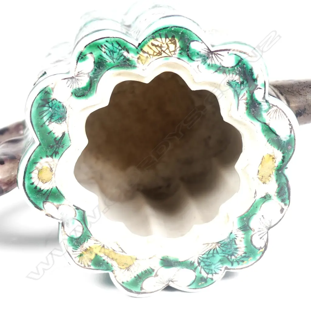 A rare Chinese Kangxi period ‘famille verte’ teapot Image 1++