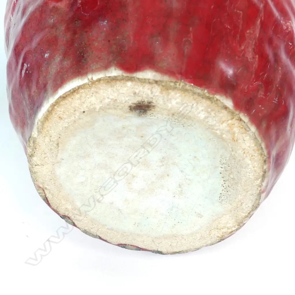 A Chinese red glazed pot Image 1++