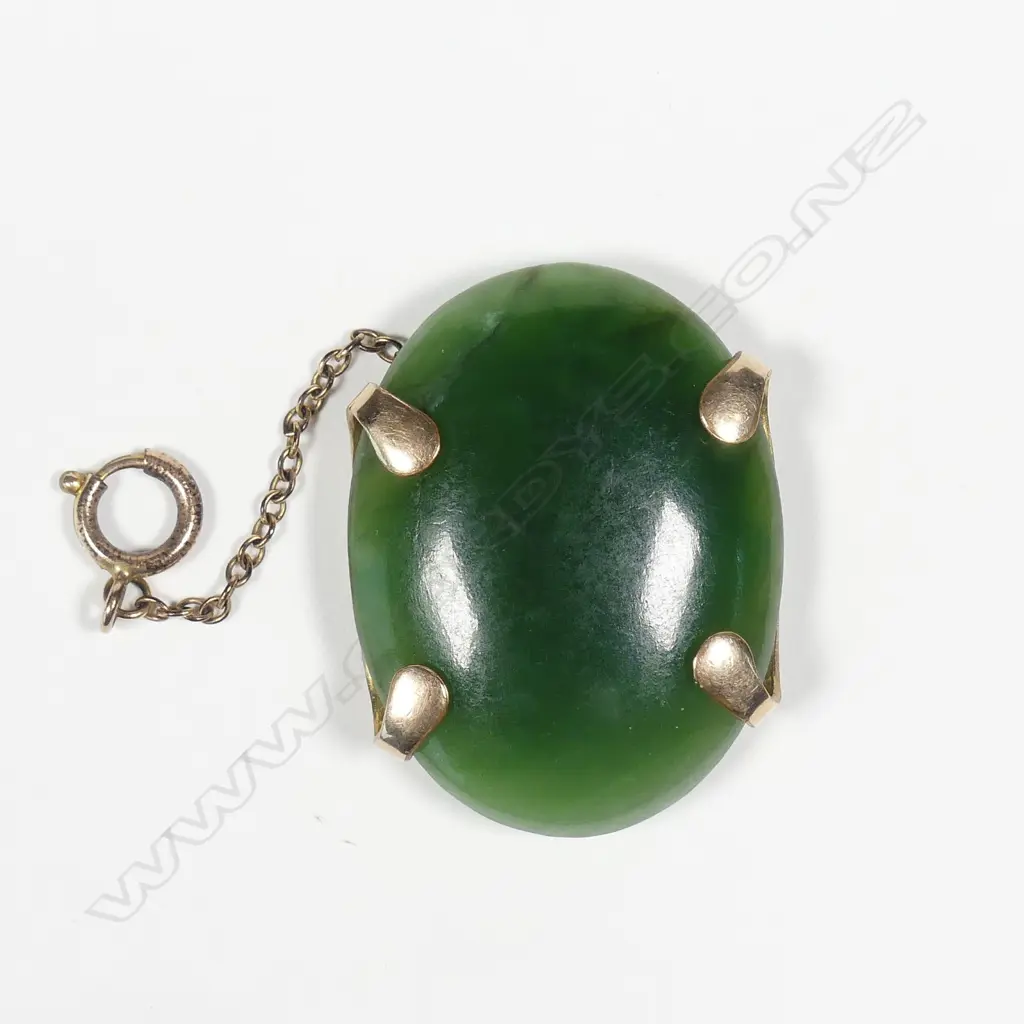 A c.1900 gilded rose gold and greenstone enhancer Image 1++