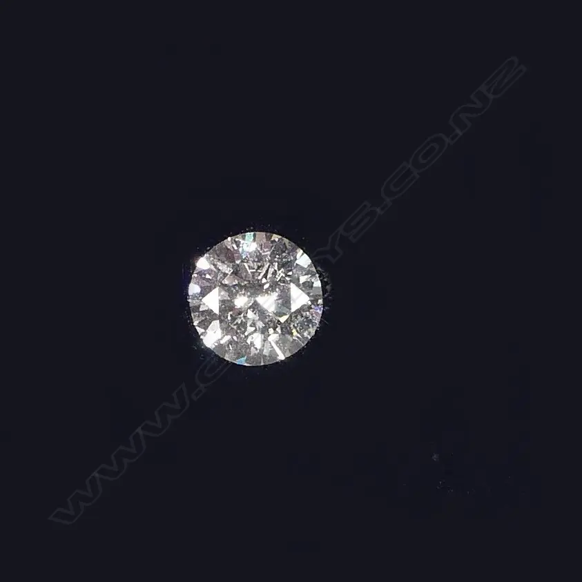 A 0.38ct round brilliant cut diamond Image 1++