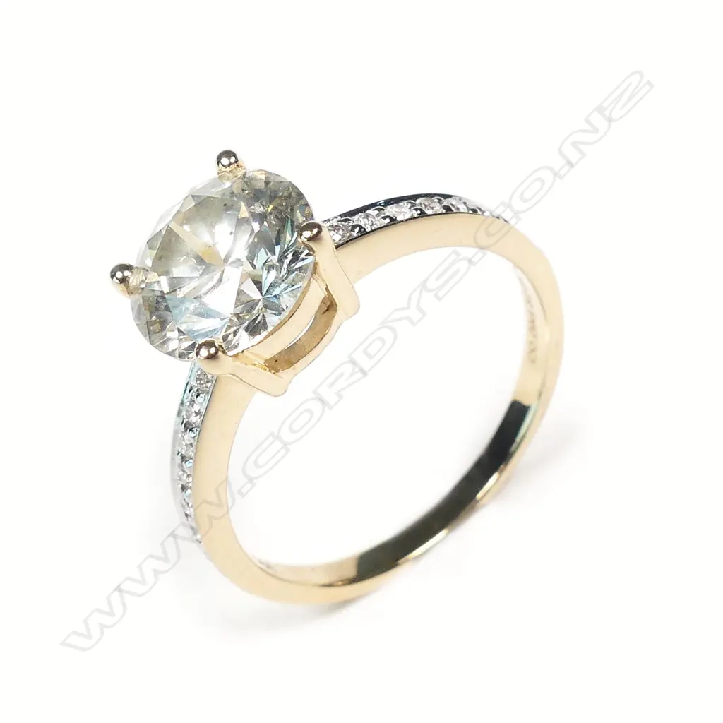 A 14ct gold and 2.05ct diamond solitaire ring Image 1++