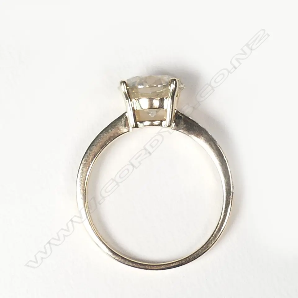 A 14ct gold and 2.05ct diamond solitaire ring Image 1++