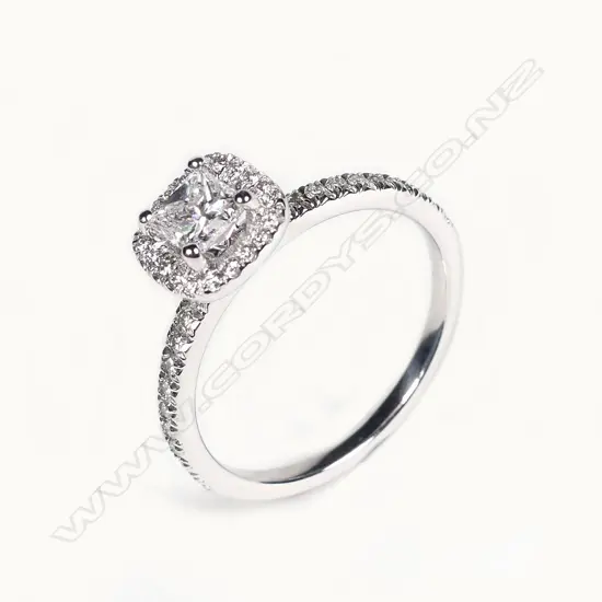 An 14ct white gold and diamond ring