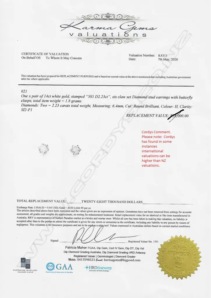 A pair of 14ct white gold and diamond stud earrings Image 1++