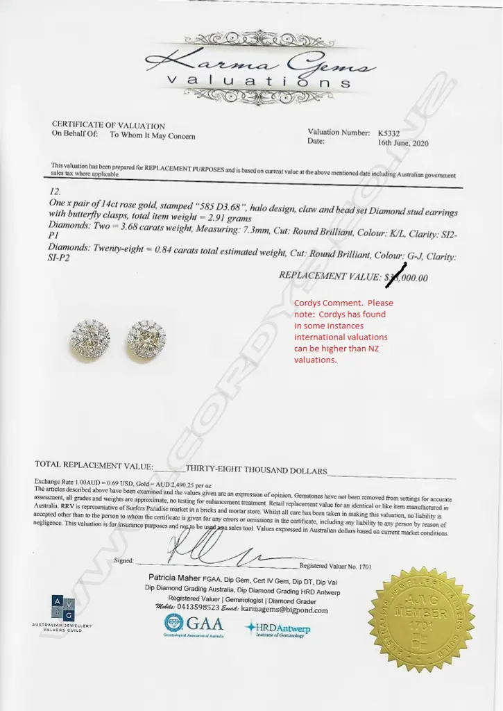 A pair of 14ct rose gold diamond stud earrings Image 1++