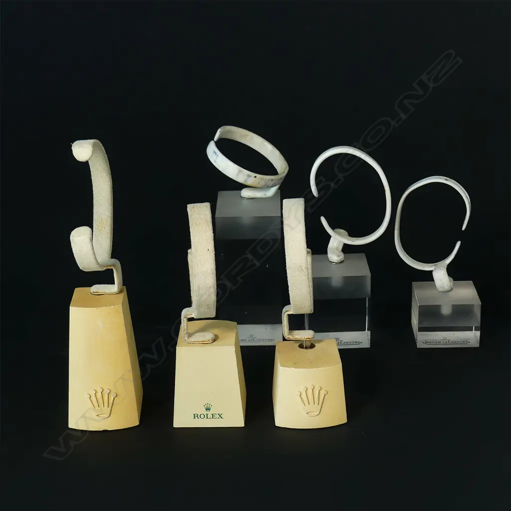 Six Rolex and Jaeger-LeCoultre wristwatch display shop stands Image 1++