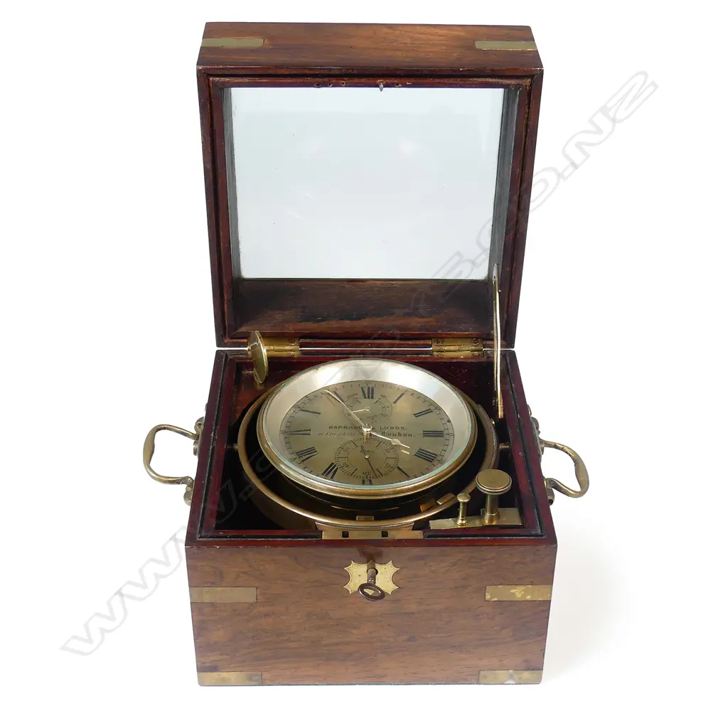A 19thC. marine chronometer by Barraud & Lunds Image 1++