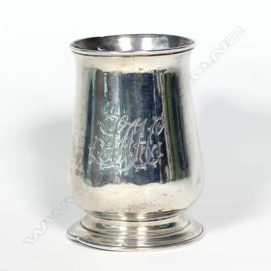 A George III silver baluster half pint mug