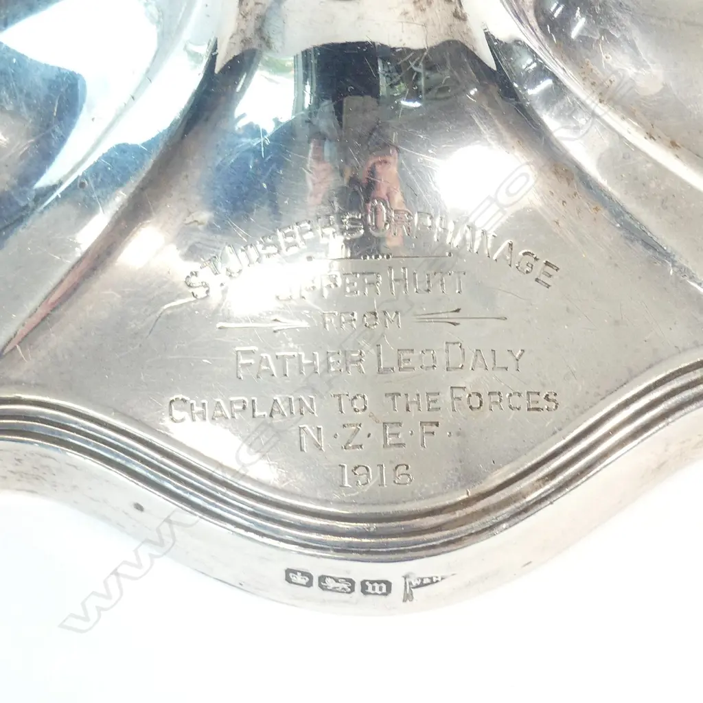 A pair of Adams style silver candlesticks Image 1++