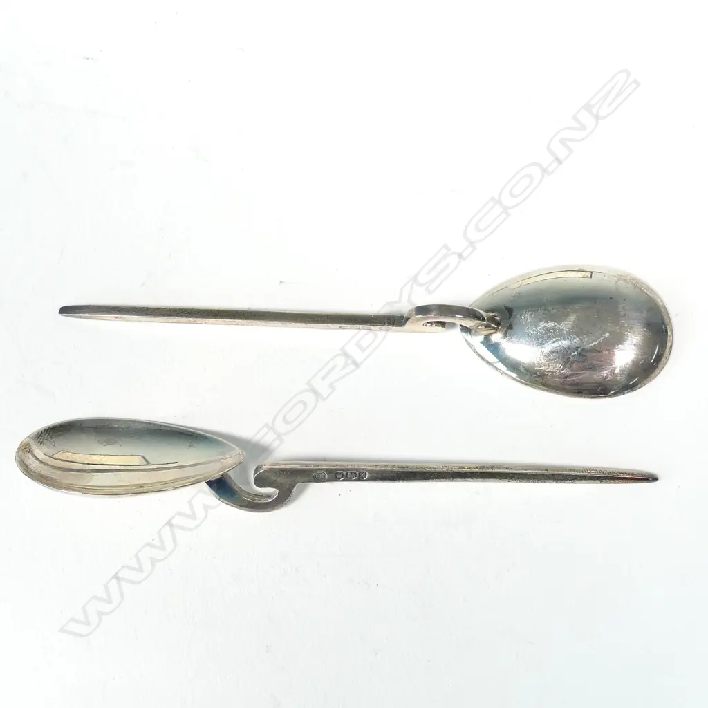 A cased set of twelve silver 'Corinium' coffee spoons Image 1++